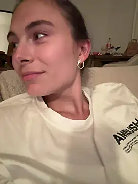 Snapshot of SophiiaStarr chatting on June 7, 2026, 8:12 pm SophiiaStarr online show from June 7, 2026, 8:12 pm