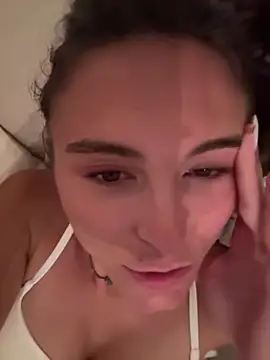 Snapshot of SophiiaStarr chatting on June 18, 2026, 8:57 pm SophiiaStarr online show from June 18, 2026, 8:57 pm