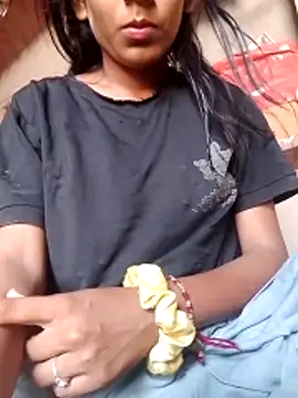 Snapshot of Riya_patola chatting on May 23, 2026, 3:01 am Riya patola online show from May 23, 2026, 3:01 am