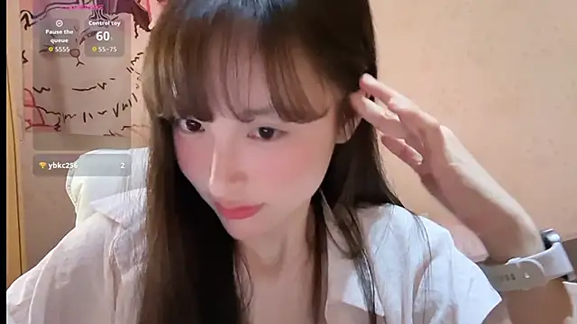 xiaoyun 666 online show from October 18, 2025, 11:11 am