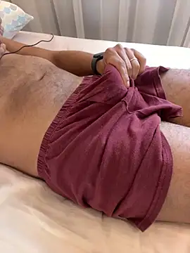 Hiuwee online show from October 4, 2025, 12:14 pm