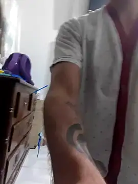 DanteWinter online show from April 22, 2026, 7:26 pm