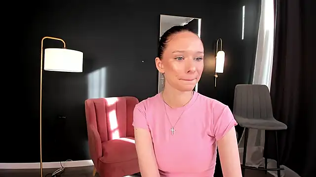 daily glam online show from September 30, 2025, 12:32 pm