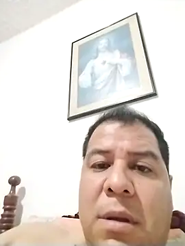 latinblack16 online show from January 9, 2026, 2:25 am