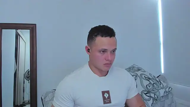 KingLevi01 online show from June 1, 2026, 9:16 pm