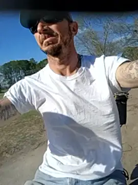 Mrluckstick online show from March 10, 2026, 8:25 pm