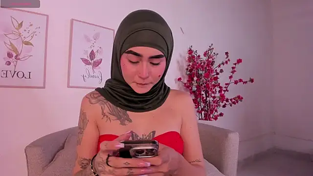 Snapshot of seraphine_arabic chatting on July 17, 2026, 3:29 pm seraphine arabic online show from July 17, 2026, 3:29 pm