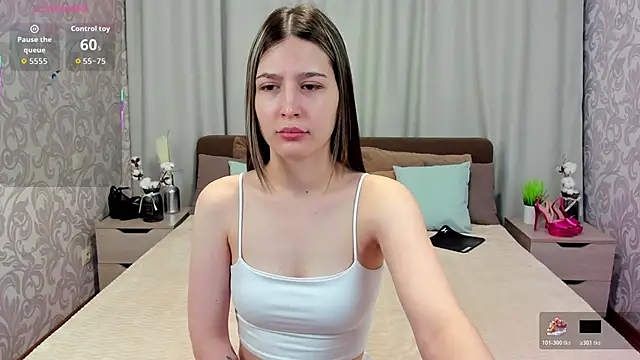 AmelliaClark online show from November 14, 2025, 2:10 am