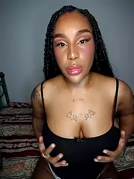 Queen Amara online show from April 23, 2026, 4:03 am