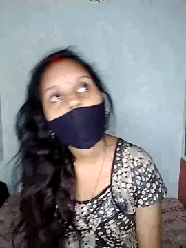 Komal-Rajput online show from November 2, 2025, 4:09 pm