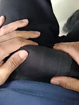 Snapshot of Gallo001 chatting on June 25, 2026, 6:01 pm Gallo001 online show from June 25, 2026, 6:01 pm