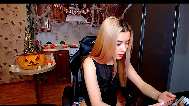 MaryamXSX online show from October 30, 2025, 12:56 am