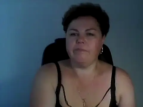 EllaLove2277 online show from September 13, 2025, 1:33 pm