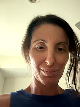 NurseStephania online show from September 13, 2025, 7:57 pm