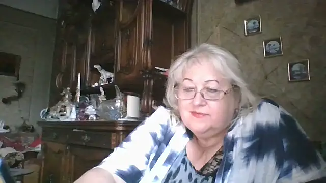 Lala-Love56 online show from September 9, 2025, 1:21 pm