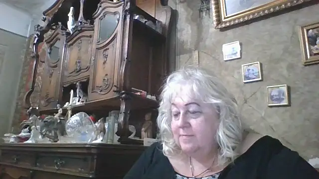 Snapshot of Lala-Love56 chatting on May 12, 2026, 5:54 pm Lala-Love56 online show from May 12, 2026, 5:54 pm