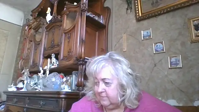 Snapshot of Lala-Love56 chatting on May 20, 2026, 3:18 pm Lala-Love56 online show from May 20, 2026, 3:18 pm