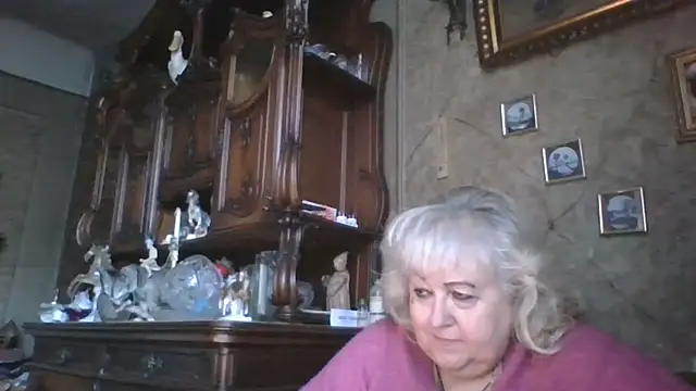 Snapshot of Lala-Love56 chatting on June 3, 2026, 5:18 pm Lala-Love56 online show from June 3, 2026, 5:18 pm