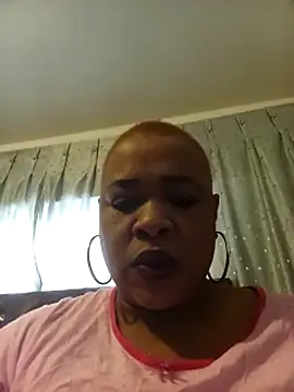 BUSTY QUEEEN online show from September 9, 2025, 6:35 am