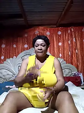 BUSTY QUEEEN online show from October 10, 2025, 7:24 pm