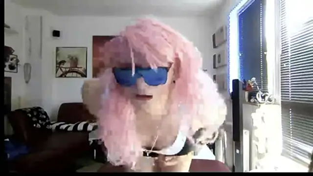 hellgirl1980 online show from April 27, 2026, 12:36 pm