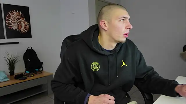 Ryan Dozer online show from February 8, 2026, 7:23 am