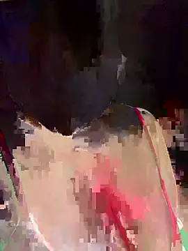 Snapshot of RooVaaN-Xx chatting on November 1, 2025, 5:26 pm RooVaaN-Xx online show from November 1, 2025, 5:26 pm