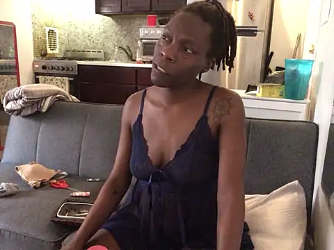 littyleesh1 online show from May 20, 2026, 8:48 pm