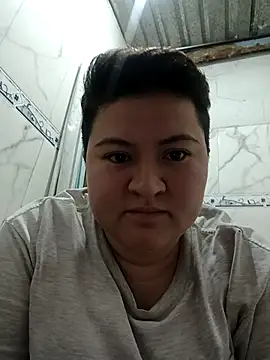 Noha Whiitee online show from November 18, 2025, 3:34 am