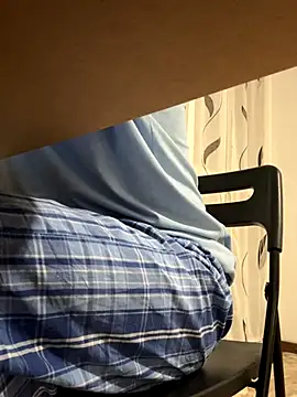 Snapshot of JJ_131 chatting on December 20, 2025, 6:37 pm JJ 131 online show from December 20, 2025, 6:37 pm