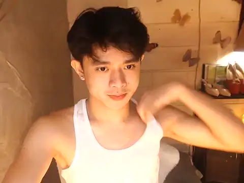 NautyBoyBrazeen 143 online show from March 18, 2026, 1:14 pm