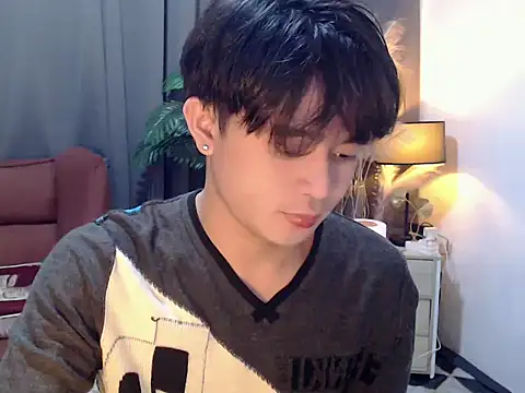Snapshot of NautyBoyBrazeen_143 chatting on May 29, 2026, 5:33 pm NautyBoyBrazeen 143 online show from May 29, 2026, 5:33 pm