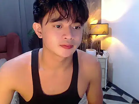 Snapshot of NautyBoyBrazeen_143 chatting on June 18, 2026, 12:53 pm NautyBoyBrazeen 143 online show from June 18, 2026, 12:53 pm