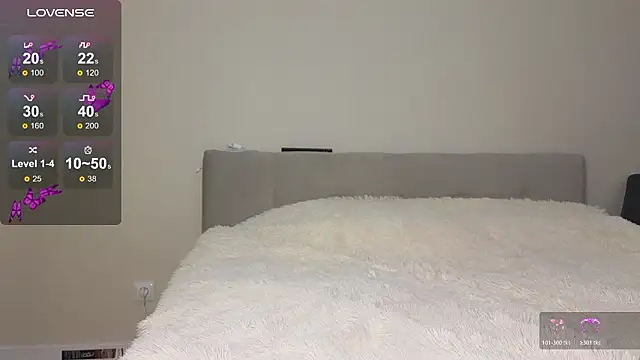 Snapshot of Annabel_theMoon chatting on February 10, 2026, 3:43 am Annabel theMoon online show from February 10, 2026, 3:43 am