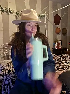 Snapshot of Blossom94 chatting on September 30, 2025, 5:51 pm Blossom94 online show from September 30, 2025, 5:51 pm