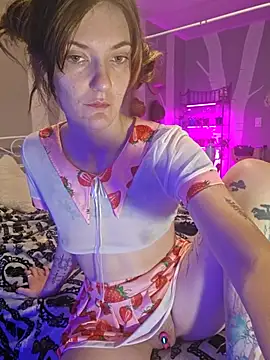 Snapshot of Blossom94 chatting on October 3, 2025, 4:59 pm Blossom94 online show from October 3, 2025, 4:59 pm