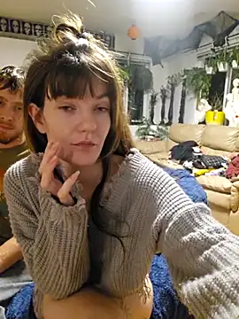 Snapshot of Blossom94 chatting on October 24, 2025, 5:04 am Blossom94 online show from October 24, 2025, 5:04 am