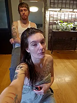 Snapshot of Blossom94 chatting on October 30, 2025, 4:41 pm Blossom94 online show from October 30, 2025, 4:41 pm