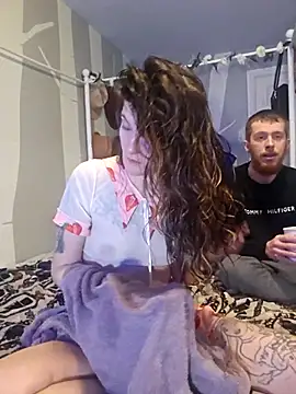 Snapshot of Blossom94 chatting on December 2, 2025, 5:19 pm Blossom94 online show from December 2, 2025, 5:19 pm