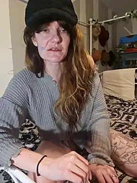 Snapshot of Blossom94 chatting on December 3, 2025, 5:33 pm Blossom94 online show from December 3, 2025, 5:33 pm