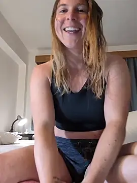 Snapshot of story_of_sarah chatting on May 10, 2026, 7:08 pm story of sarah online show from May 10, 2026, 7:08 pm