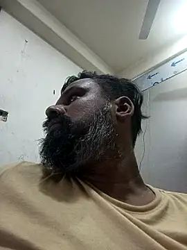 Kari Sl online show from September 13, 2025, 4:51 pm