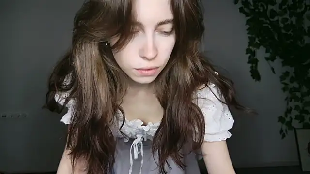 Yoka paradoXXX online show from November 20, 2025, 5:07 am