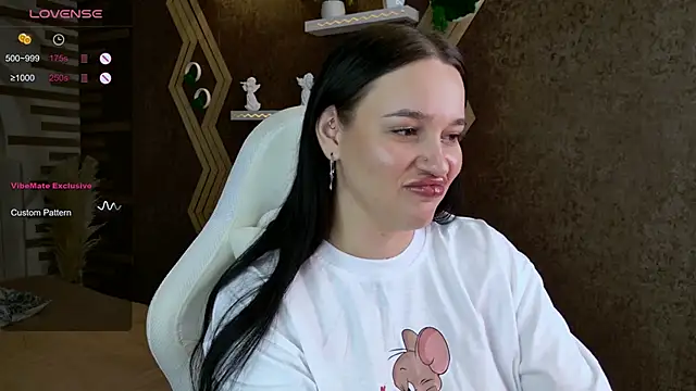 simpleobsession online show from September 16, 2025, 6:03 am