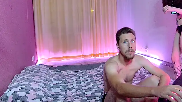 AsahyKourr online show from October 5, 2025, 12:47 pm