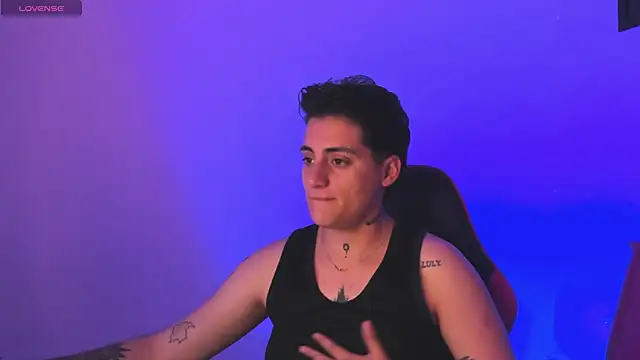 PeytonBox online show from September 15, 2025, 11:54 am