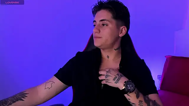 PeytonBox online show from September 24, 2025, 11:24 am