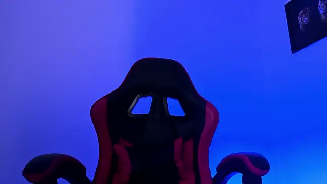 PeytonBox online show from October 11, 2025, 11:53 am