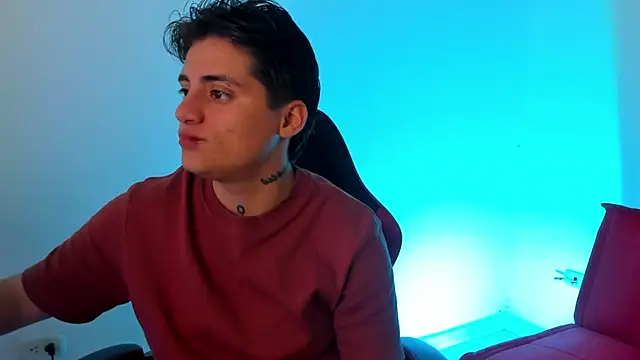 PeytonBox online show from October 16, 2025, 12:06 pm