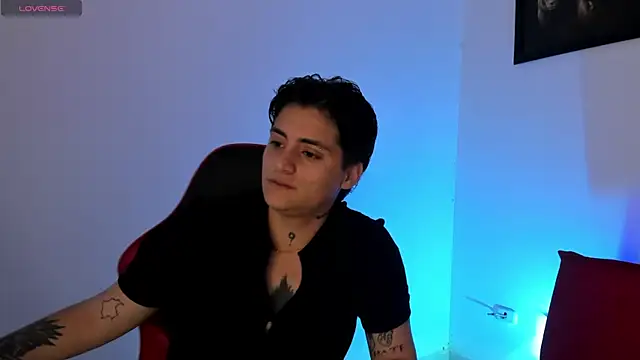 PeytonBox online show from October 22, 2025, 11:54 am